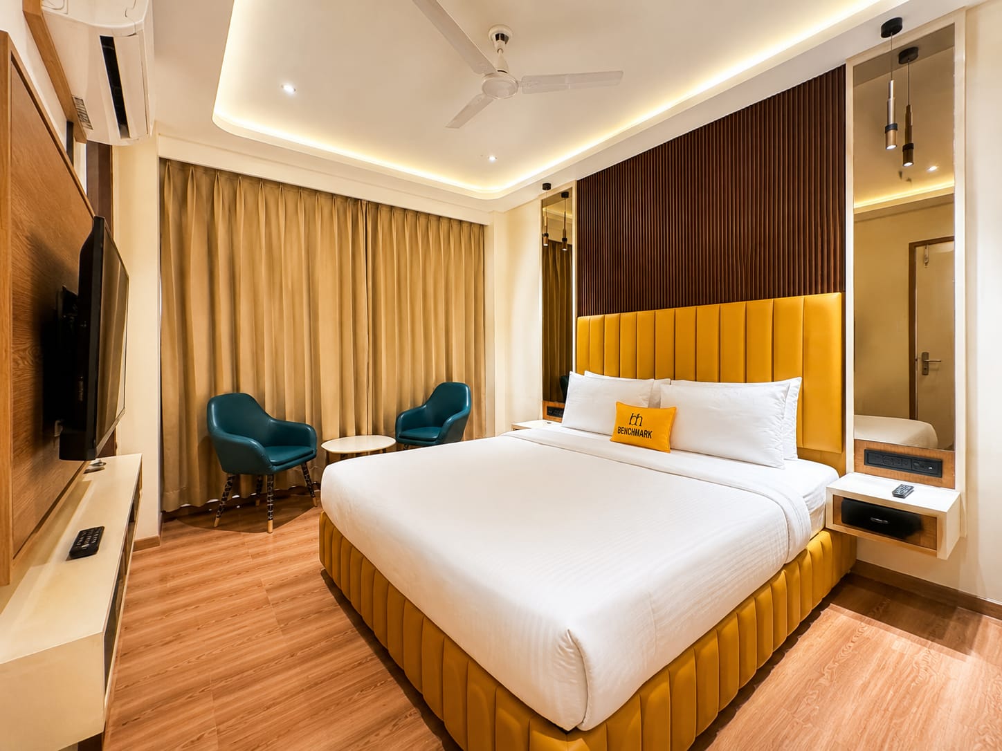 The Benchmark Hotel - Image 2