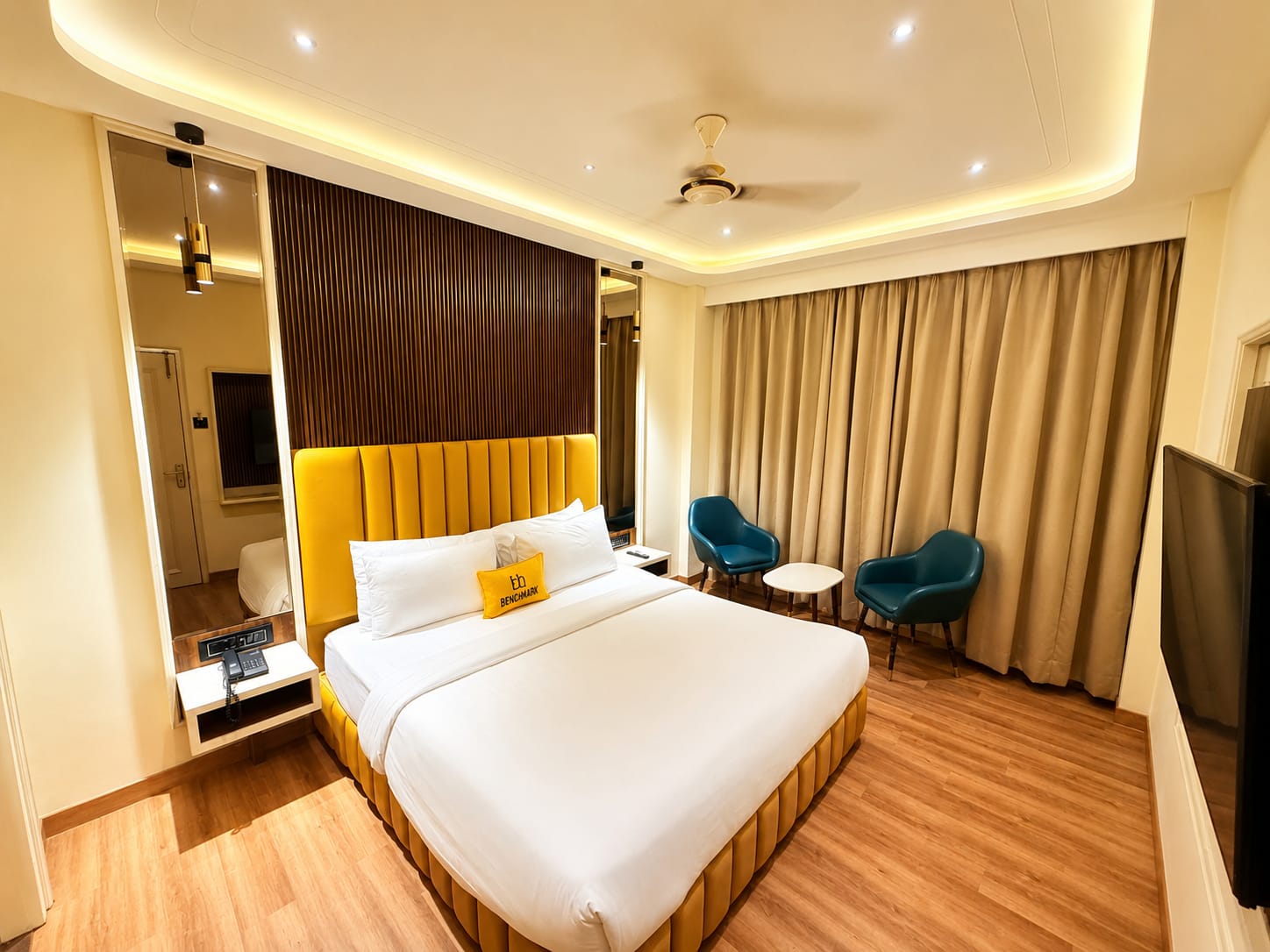 The Benchmark Hotel - Image 3